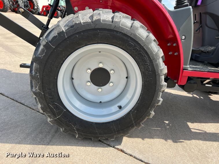 image for item DR5536 Mahindra MAX25XLH  MFWD tractor