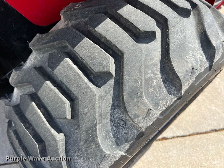 image for item DR5536 Mahindra MAX25XLH  MFWD tractor