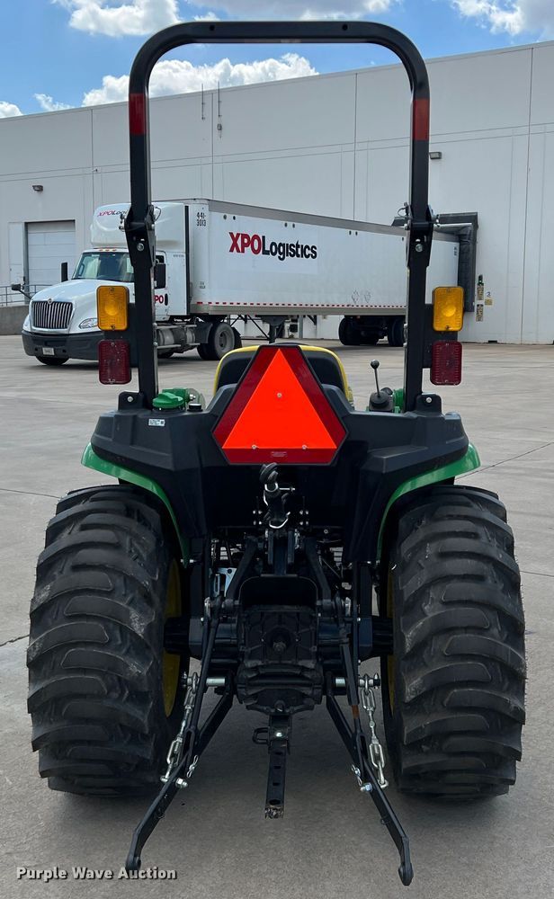 image for item DR5538 2022 John Deere 3032E  MFWD tractor