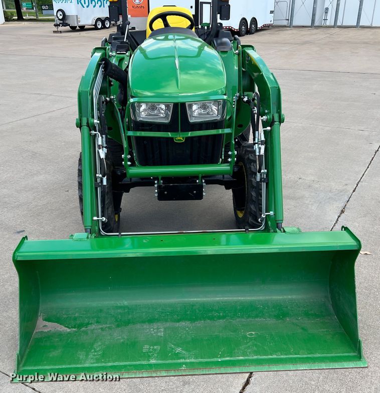image for item DR5538 2022 John Deere 3032E  MFWD tractor