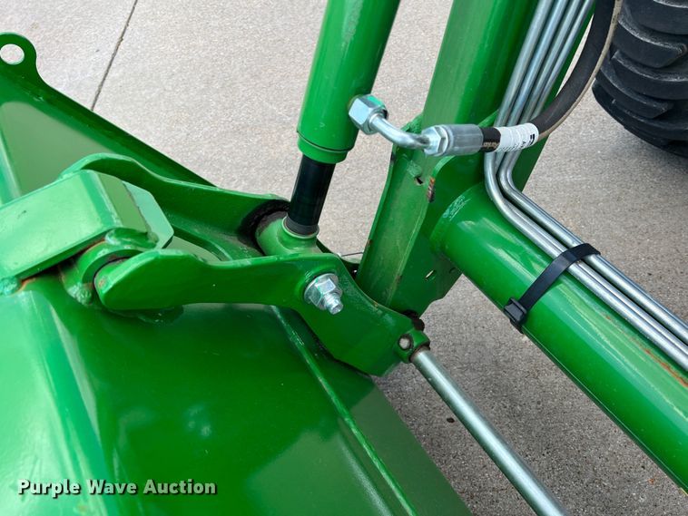 image for item DR5538 2022 John Deere 3032E  MFWD tractor