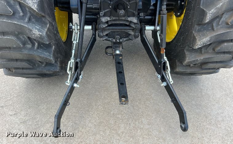 image for item DR5538 2022 John Deere 3032E  MFWD tractor