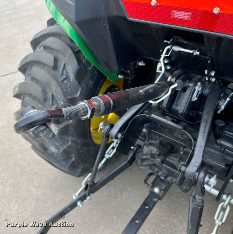 image for item DR5538 2022 John Deere 3032E  MFWD tractor