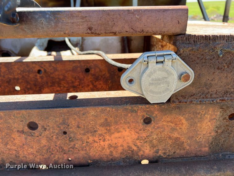 image for item DR5547 Grain trailer