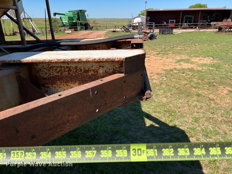 image for item DR5547 Grain trailer