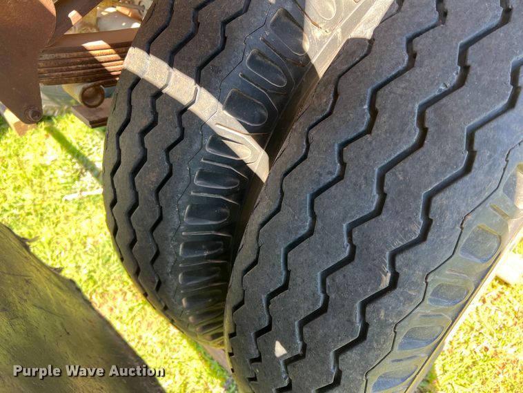 image for item DR5547 Grain trailer