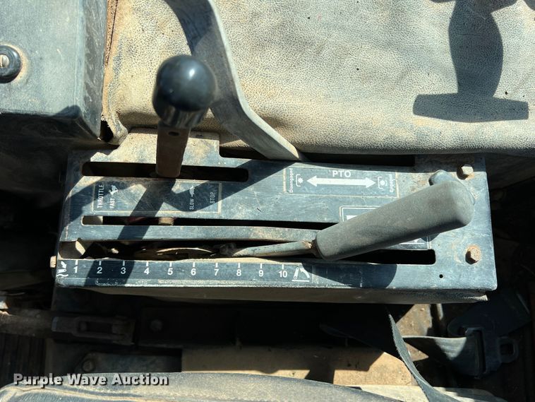 image for item DR5548 Belarus 925  MFWD tractor