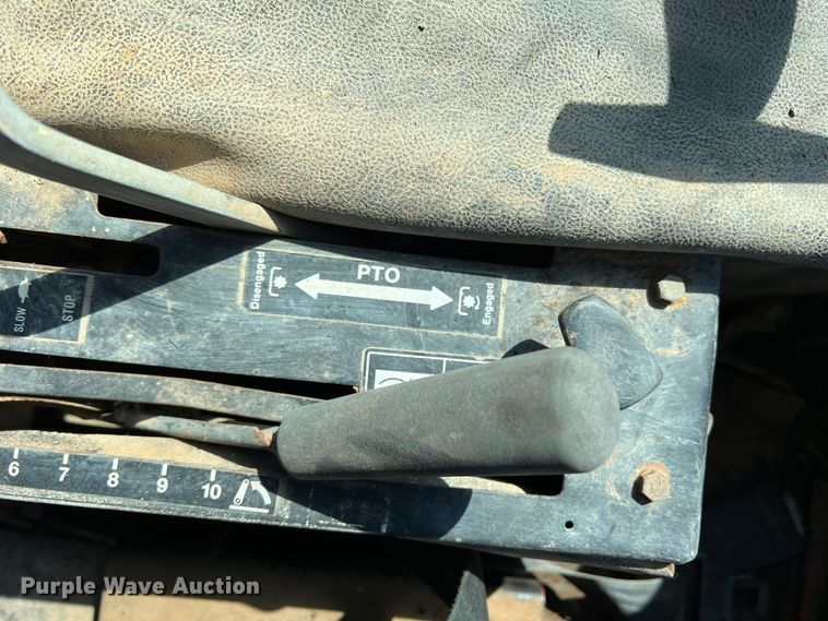 image for item DR5548 Belarus 925  MFWD tractor