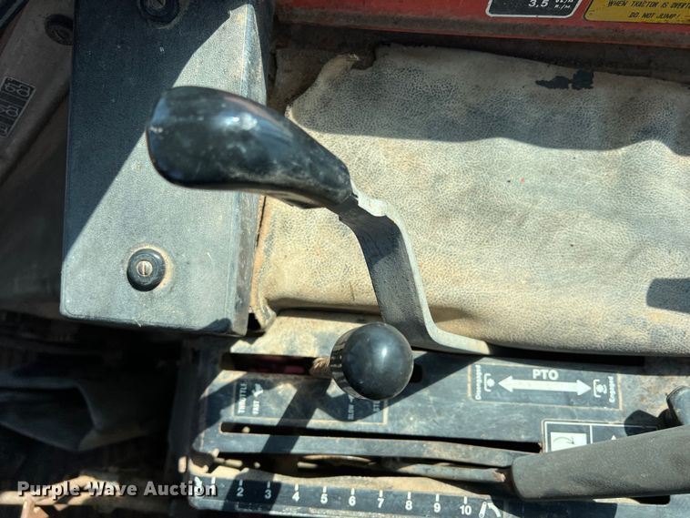 image for item DR5548 Belarus 925  MFWD tractor