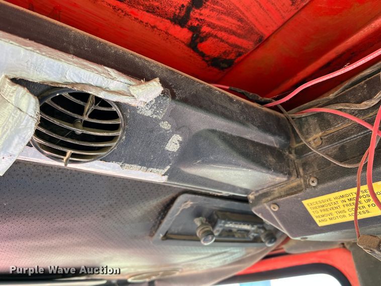 image for item DR5548 Belarus 925  MFWD tractor