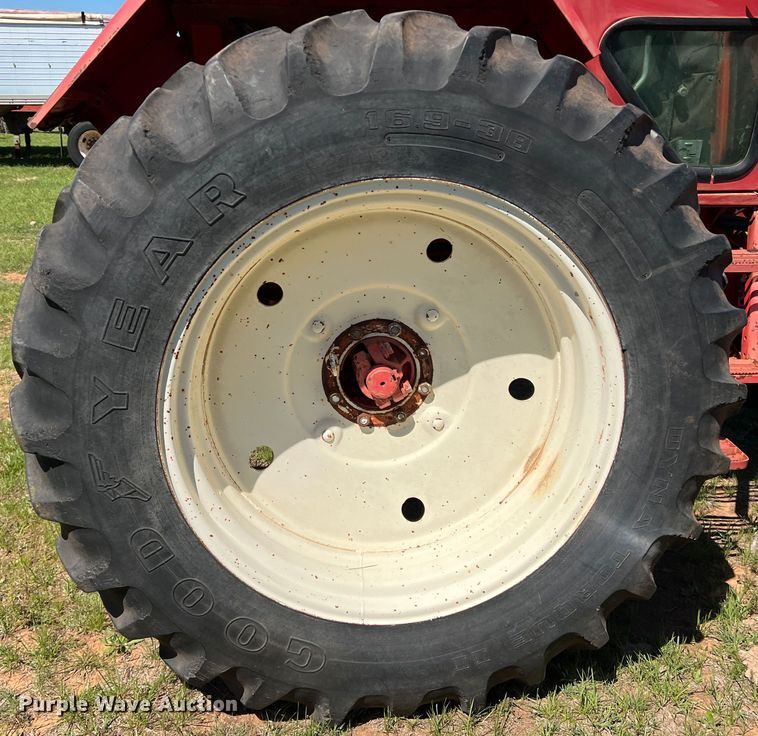 image for item DR5548 Belarus 925  MFWD tractor