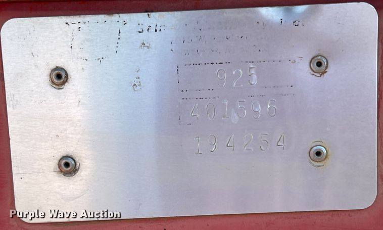 image for item DR5548 Belarus 925  MFWD tractor