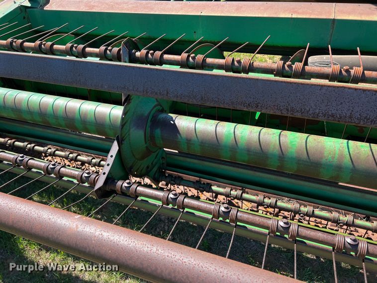 image for item DR5549 1978 John Deere 2280  swather / windrower
