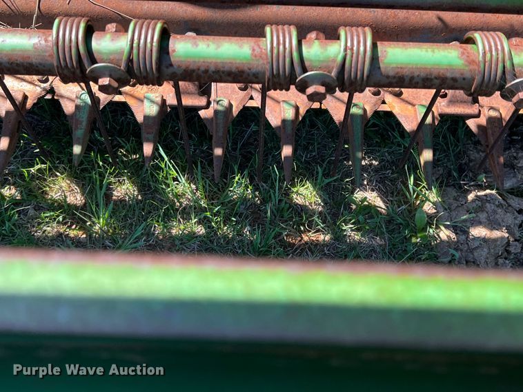 image for item DR5549 1978 John Deere 2280  swather / windrower