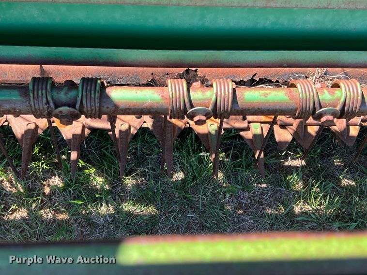 image for item DR5549 1978 John Deere 2280  swather / windrower