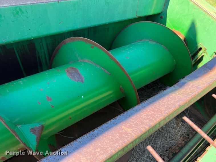 image for item DR5549 1978 John Deere 2280  swather / windrower