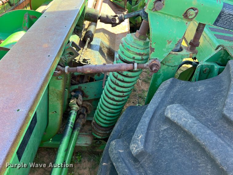 image for item DR5549 1978 John Deere 2280  swather / windrower
