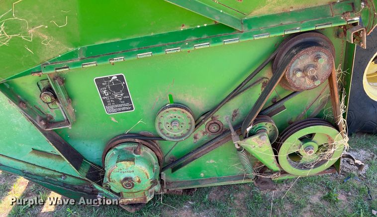 image for item DR5549 1978 John Deere 2280  swather / windrower
