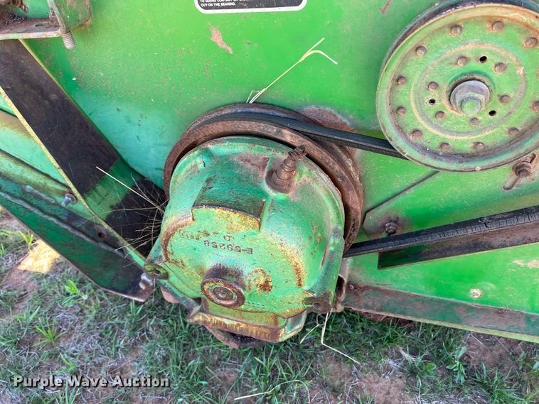 image for item DR5549 1978 John Deere 2280  swather / windrower