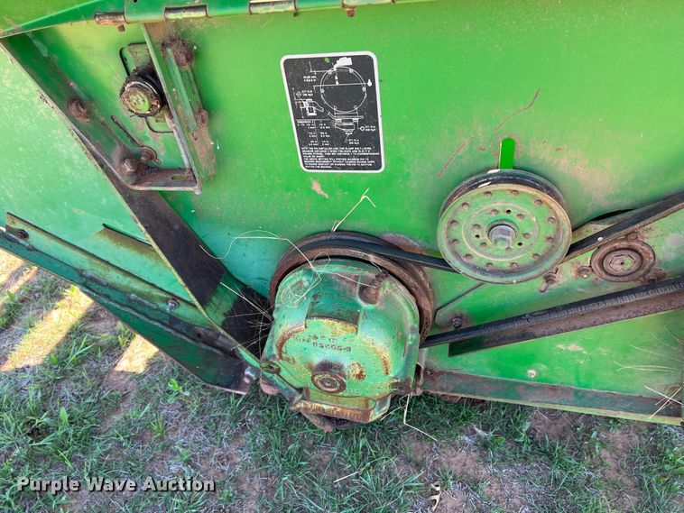 image for item DR5549 1978 John Deere 2280  swather / windrower