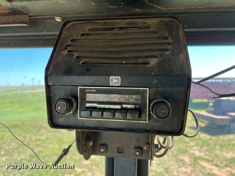 image for item DR5549 1978 John Deere 2280  swather / windrower