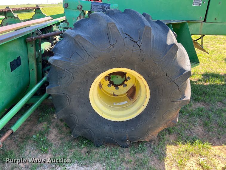 image for item DR5549 1978 John Deere 2280  swather / windrower