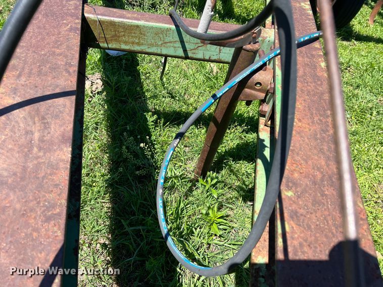 image for item DR5550 John Deere 1610  chisel