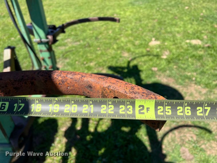 image for item DR5550 John Deere 1610  chisel