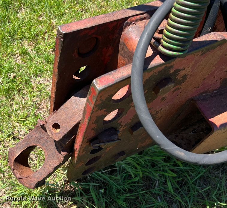 image for item DR5551 International  field cultivator