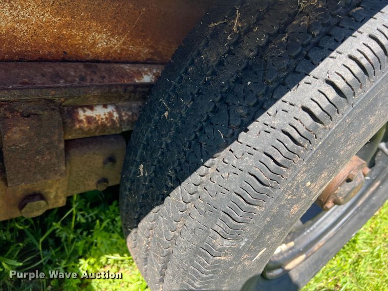 image for item DR5555 Shop built  livestock trailer