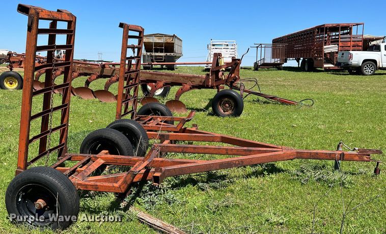 image for item DR5558 Donahue SW  swather trailer