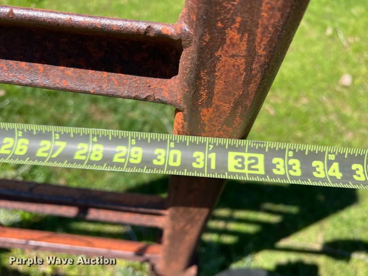 image for item DR5558 Donahue SW  swather trailer