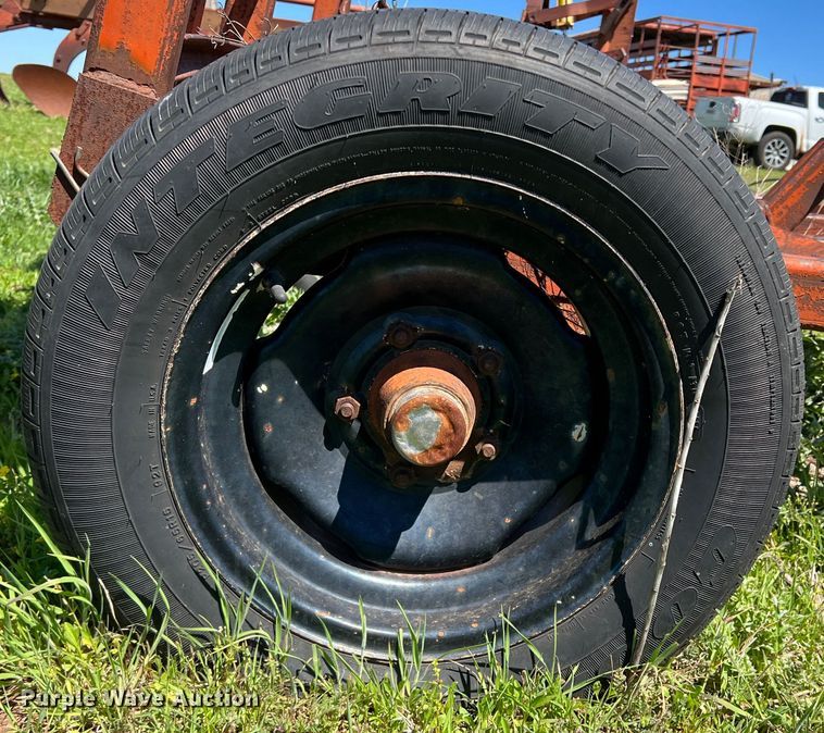 image for item DR5558 Donahue SW  swather trailer