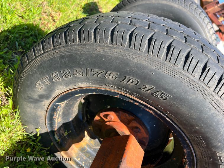 image for item DR5558 Donahue SW  swather trailer
