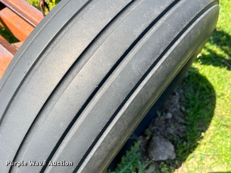 image for item DR5558 Donahue SW  swather trailer