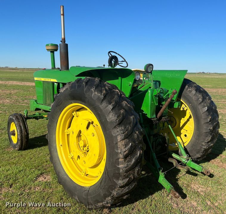 image for item DS2865 1963 John Deere 4010  tractor