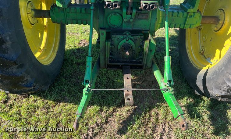 image for item DS2865 1963 John Deere 4010  tractor