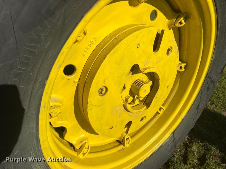 image for item DS2865 1963 John Deere 4010  tractor