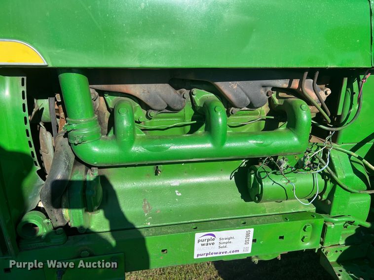 image for item DS2865 1963 John Deere 4010  tractor