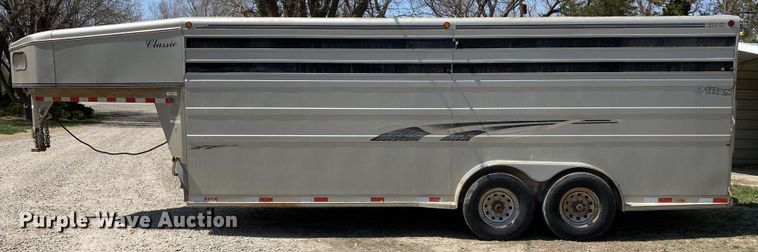 image for item HN9837 2002 Titan Gooseneck 1R9578  livestock trailer