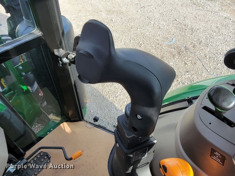 image for item HP9700 2022 John Deere 5090E  tractor