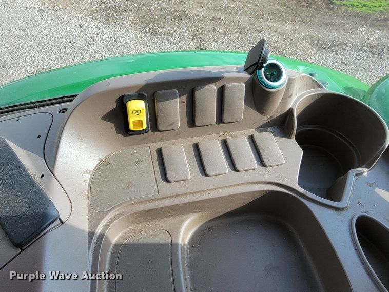 image for item HP9700 2022 John Deere 5090E  tractor