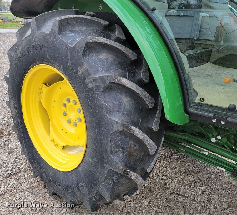 image for item HP9700 2022 John Deere 5090E  tractor