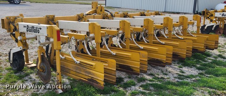 image for item JB9479 Buffalo 63000630  row crop cultivator
