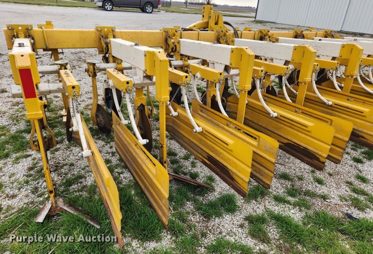 image for item JB9479 Buffalo 63000630  row crop cultivator