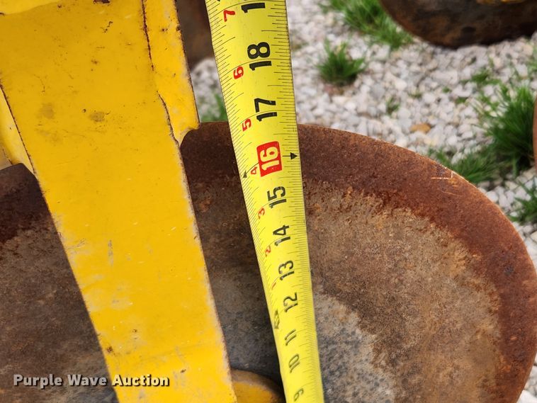 image for item JB9479 Buffalo 63000630  row crop cultivator