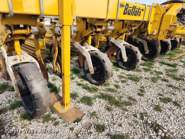 image for item JB9479 Buffalo 63000630  row crop cultivator