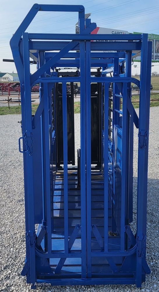 image for item JL9317 Squeeze chute