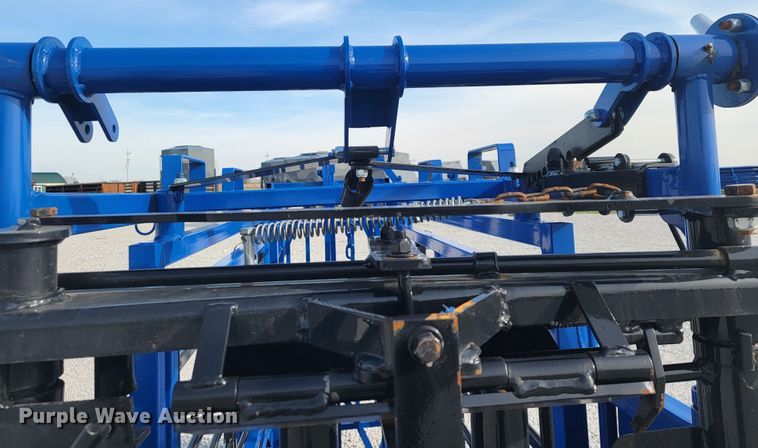 image for item JL9317 Squeeze chute