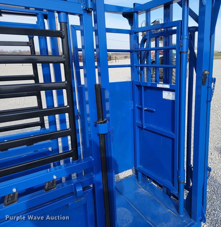 image for item JL9317 Squeeze chute